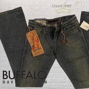 BUFFALO LIMITED EDITION 001/600 AIM Sz 24 NWT